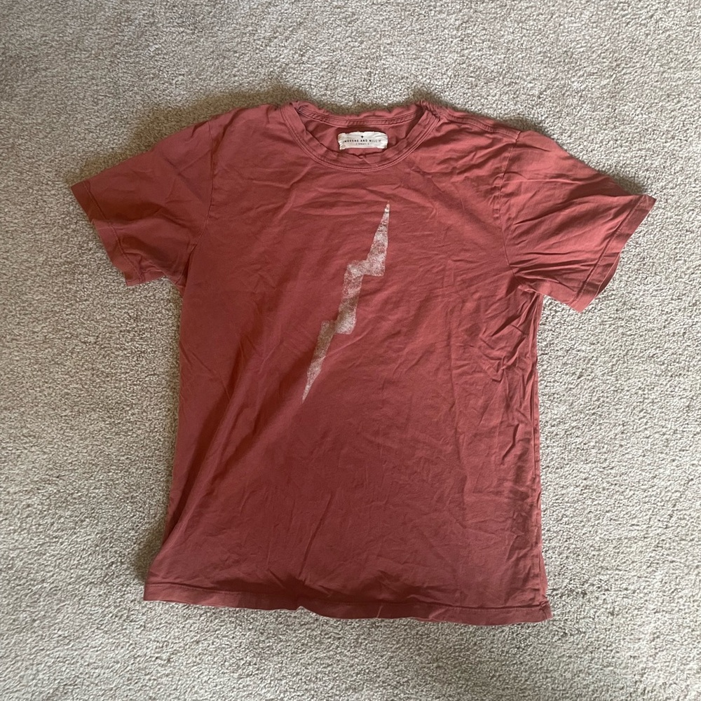 Imogene + Willie lighting graphic t-shirt
